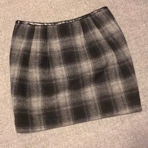 Gap Wool Plaid Mini Skirt EUC